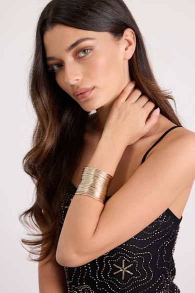 Party Rings, Party Clutches, & More Party Jewelry at Lulus