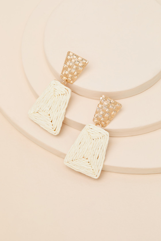 Zoya Beige Raffia Statement Earrings - thumbnail 4