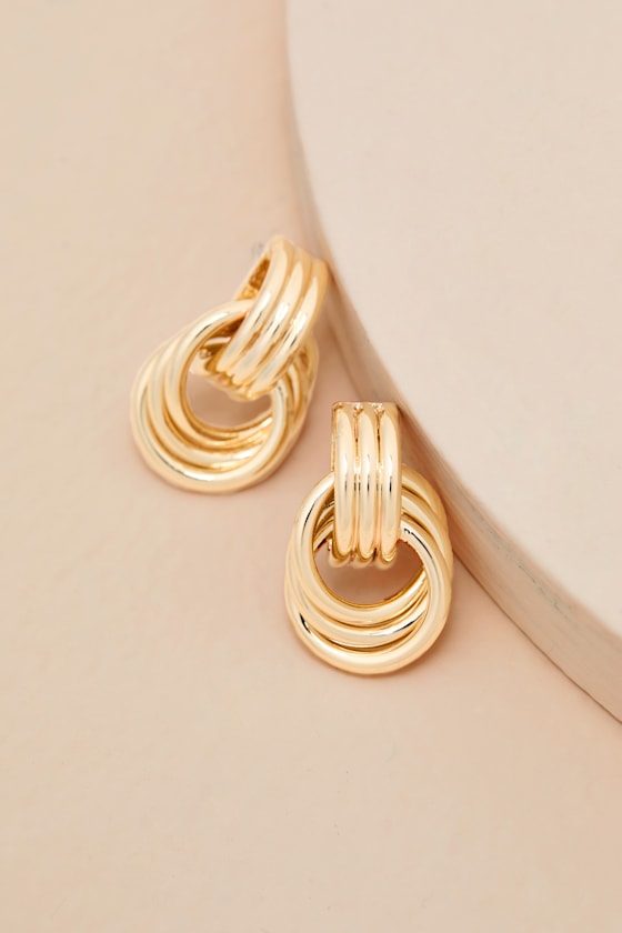 Lulus Julianne Gold Doorknocker Earrings