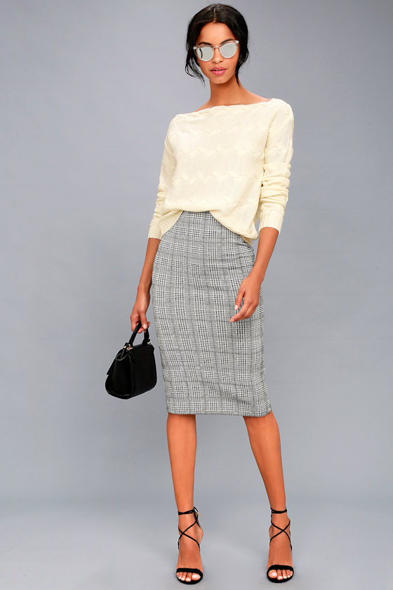 Off-Shoulder Creamy Knit Sweater