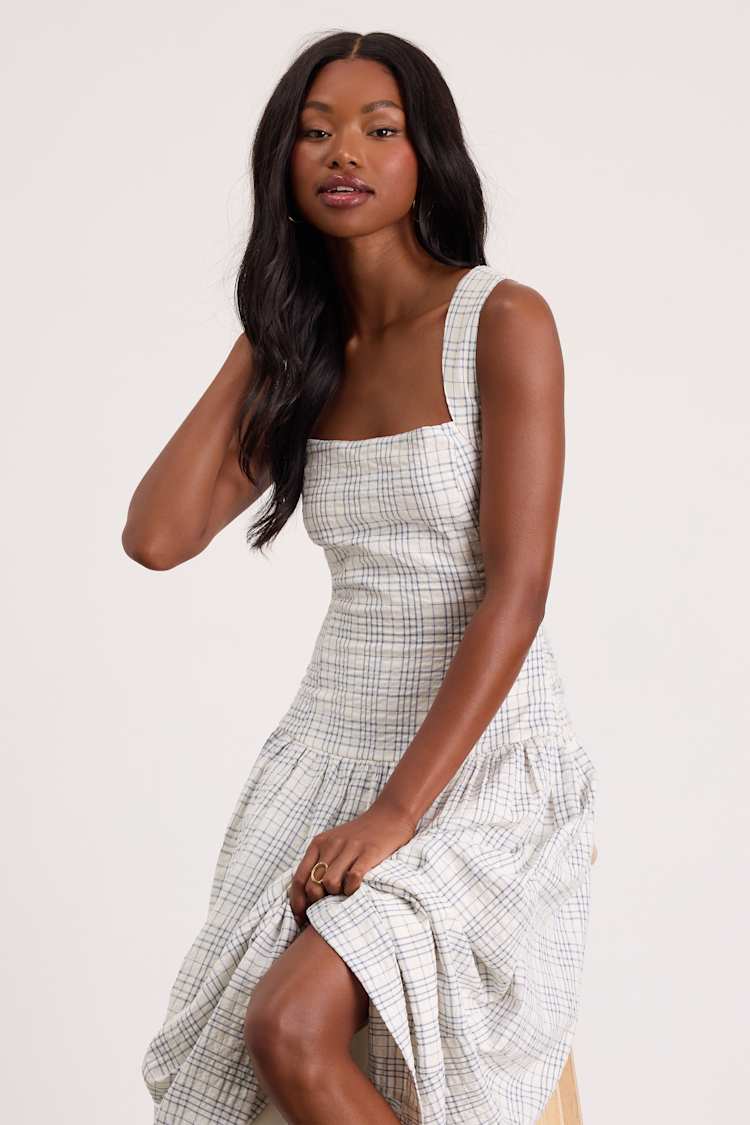 calories in caesar dressing Spring-Summer 2023 Kleur:Gousblom Tess Gown by Kay