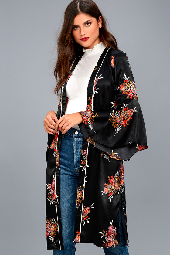 black floral print kimono