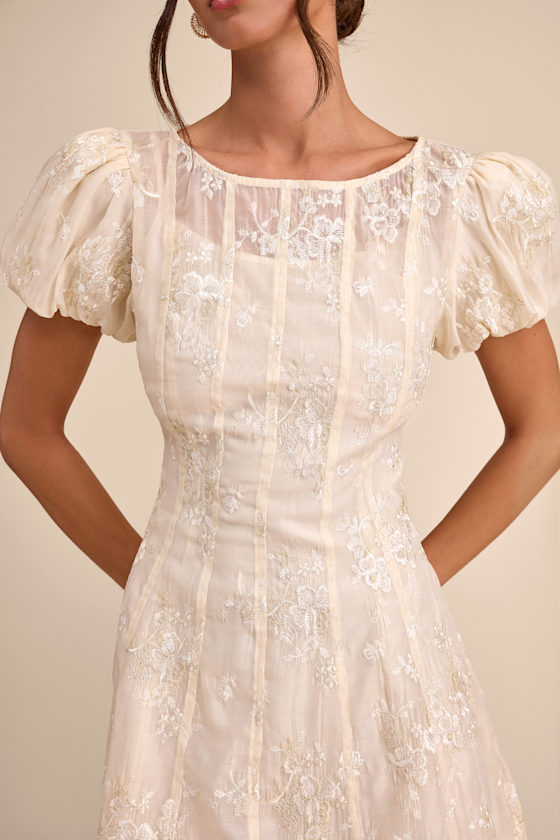 FRD2391: IVORY/GOLD 2