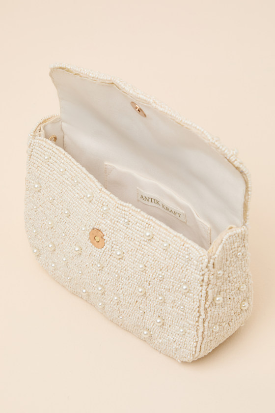 Ardea Ivory Beaded Pearl Crossbody Clutch - thumbnail 5