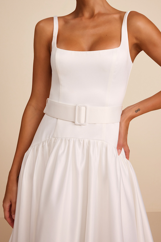 BJD2302: WHITE/WHITE 2
