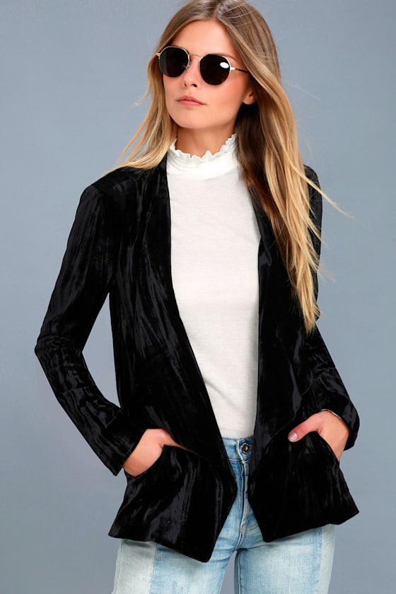 Juliette Black Velvet Blazer 5
