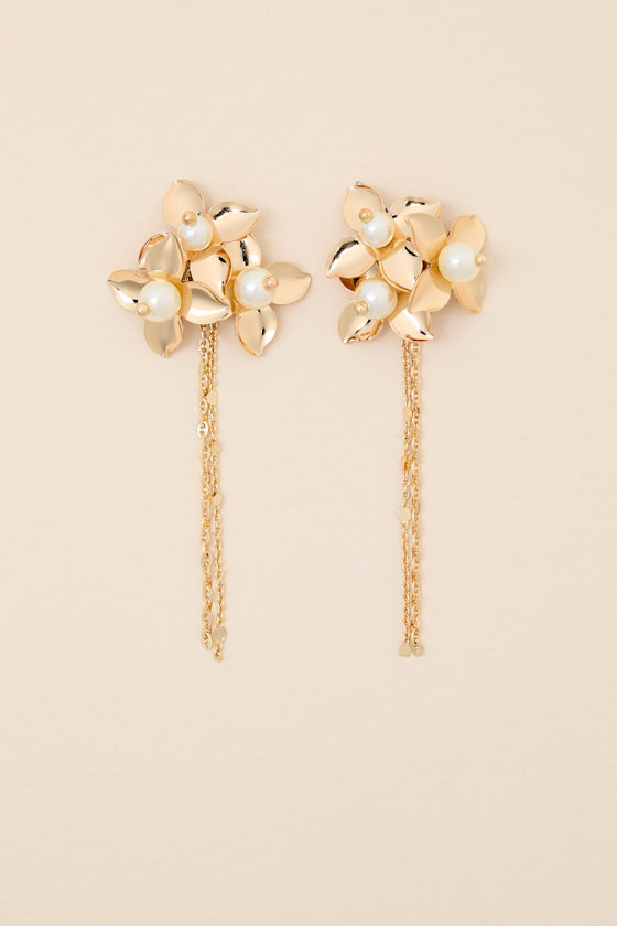 Miley Gold Floral Pearl Statement Earrings - thumbnail 3