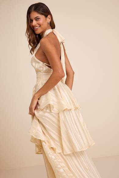 Trendy and Sexy Backless Dresses