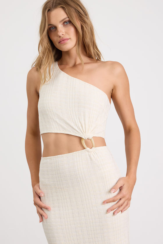 Camelia Cream Textured One-Shoulder Maxi Dress 2