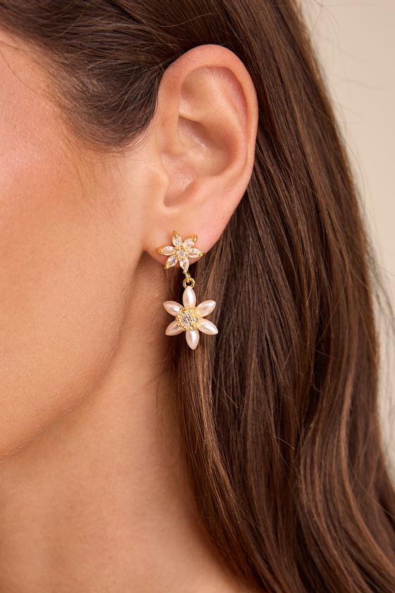 Ira Gold Rhinestone Pearl Flower Drop Earrings 3