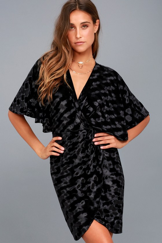 lulus black velvet dress