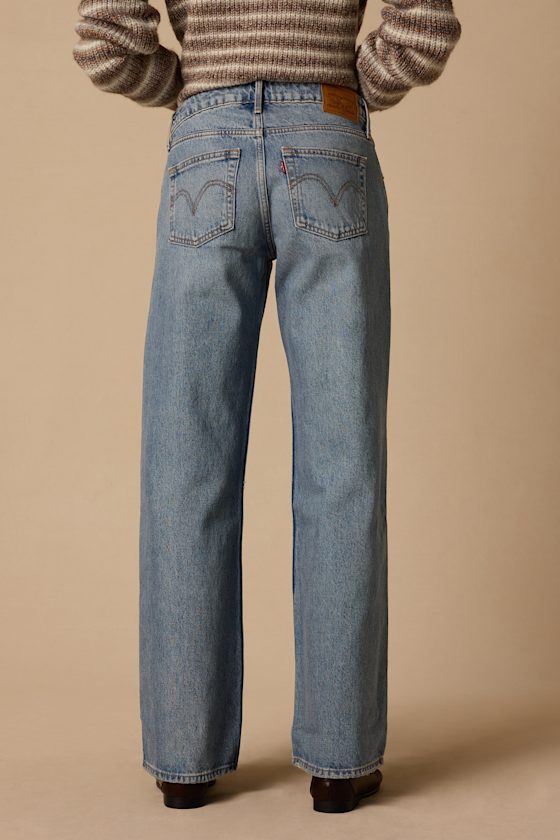 Low Loose Medium Wash Distressed Low-Rise Wide-Leg Jeans - thumbnail 4