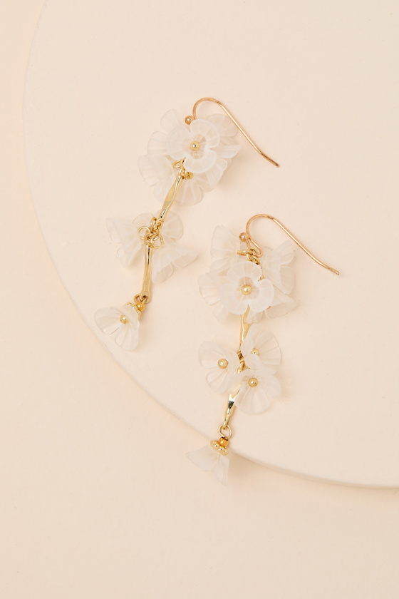 Izabella White Flower Drop Earrings 2