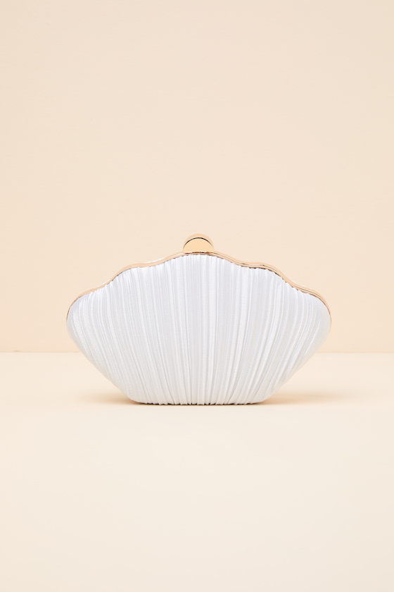 Divan White Pleated Satin Seashell Clutch 2
