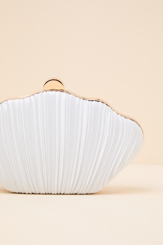 Divan White Pleated Satin Seashell Clutch - thumbnail 6