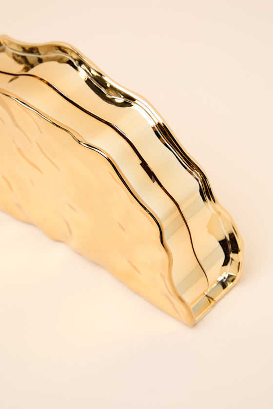 Stena Gold Textured Hard Case Clutch - thumbnail 5