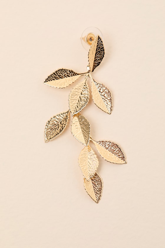 Pada Gold Leaf Drop Earrings - thumbnail 4