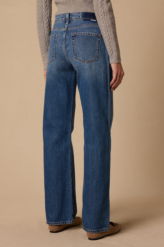2k Mid-Rise Medium Wash Relaxed Baggy Jeans - thumbnail 3