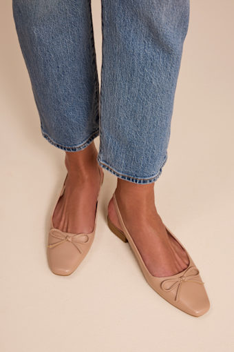 Camisa Beige Slingback Low Heel Pumps 3