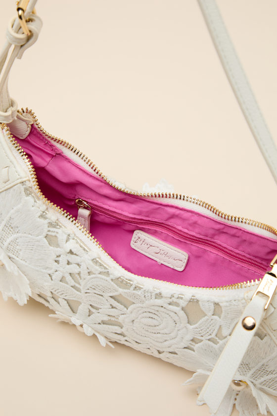 Lacey Crochet White Shoulder Bag - thumbnail 6
