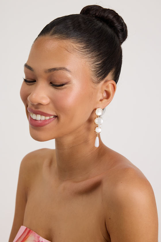 Ruiz White Beaded Drop Earrings - thumbnail 3