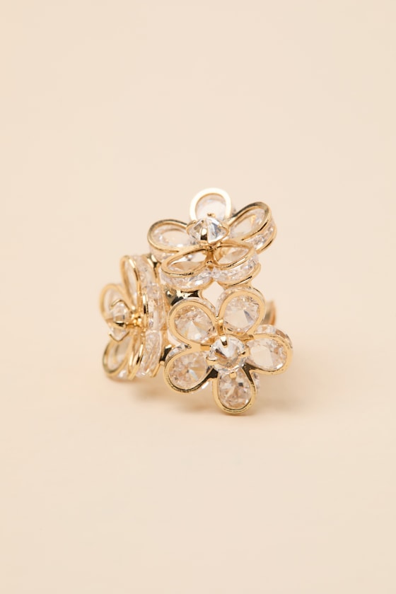 Baxley Gold Rhinestone Flower Stud Earrings - thumbnail 3