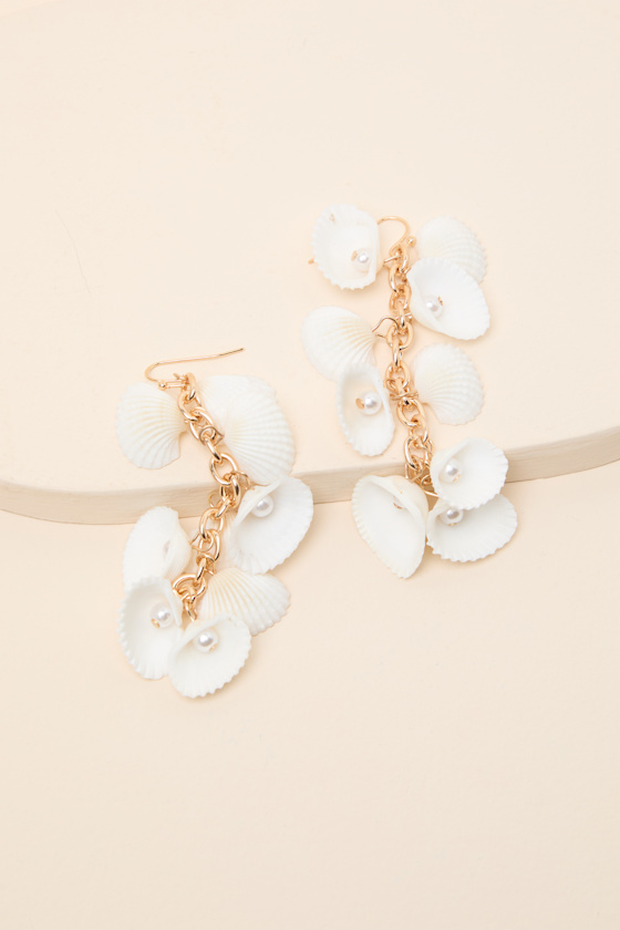 Montara White Seashell Drop Earrings - thumbnail 4