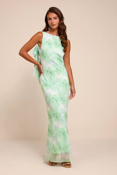 maxi dress with tank top Weekend Mila Military / M/L This billowy maxi tank top dress features a flattering deep v Sleeveless Midi Tank Dress |