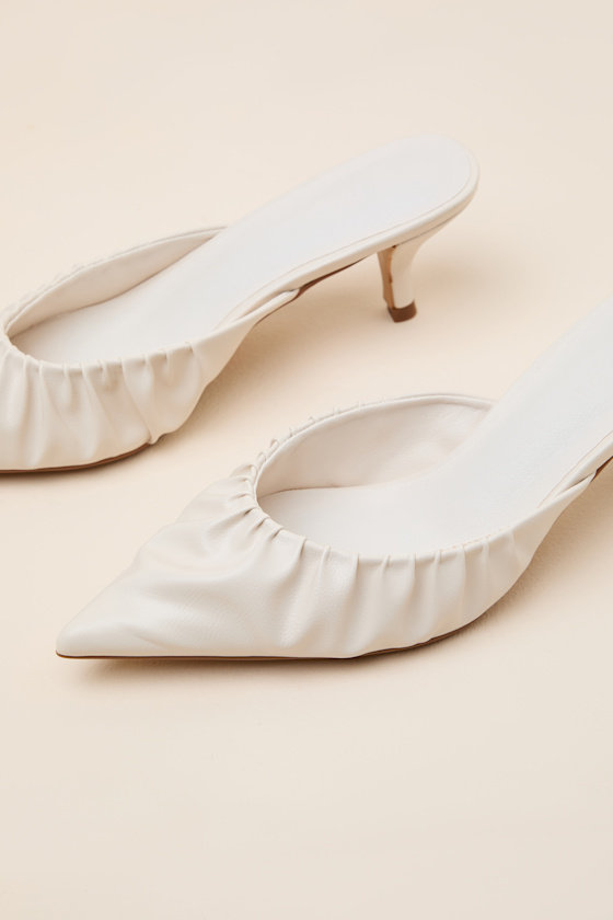 Eleanora Bone Ruched Kitten Heel Mule Pumps - thumbnail 6