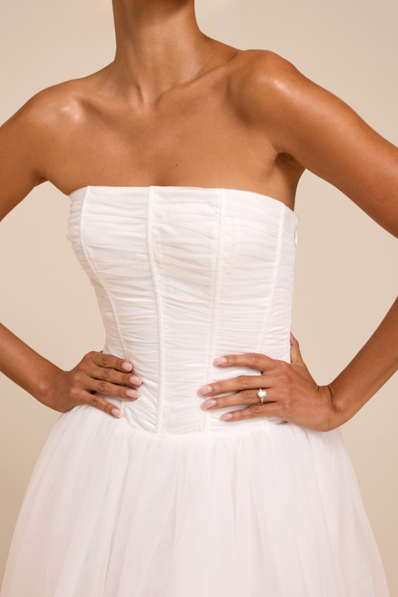 Dulce White Tulle Bustier Wedding Dress 2