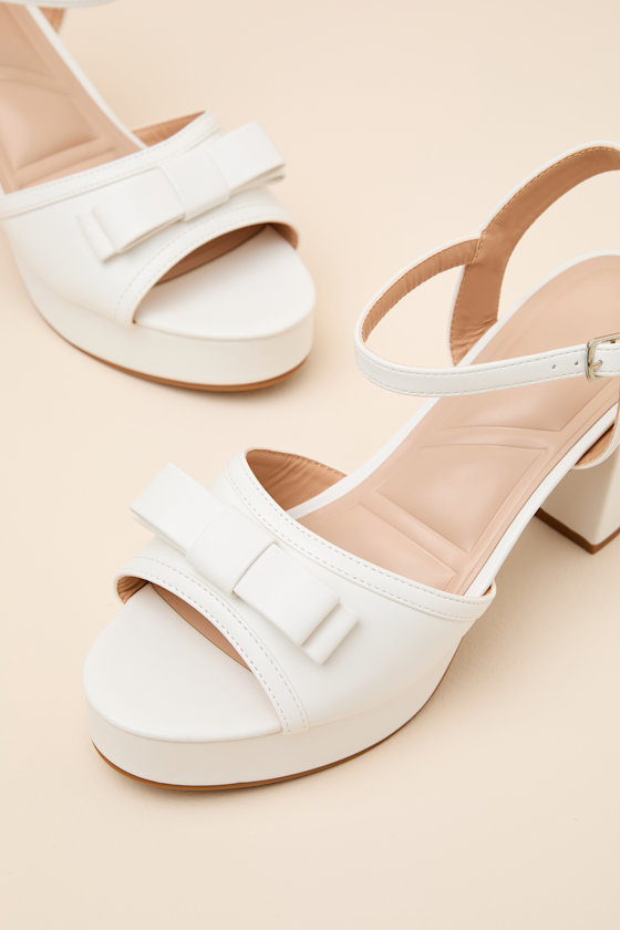 Iggy White Platform Ankle Strap High Heel Sandals - thumbnail 4