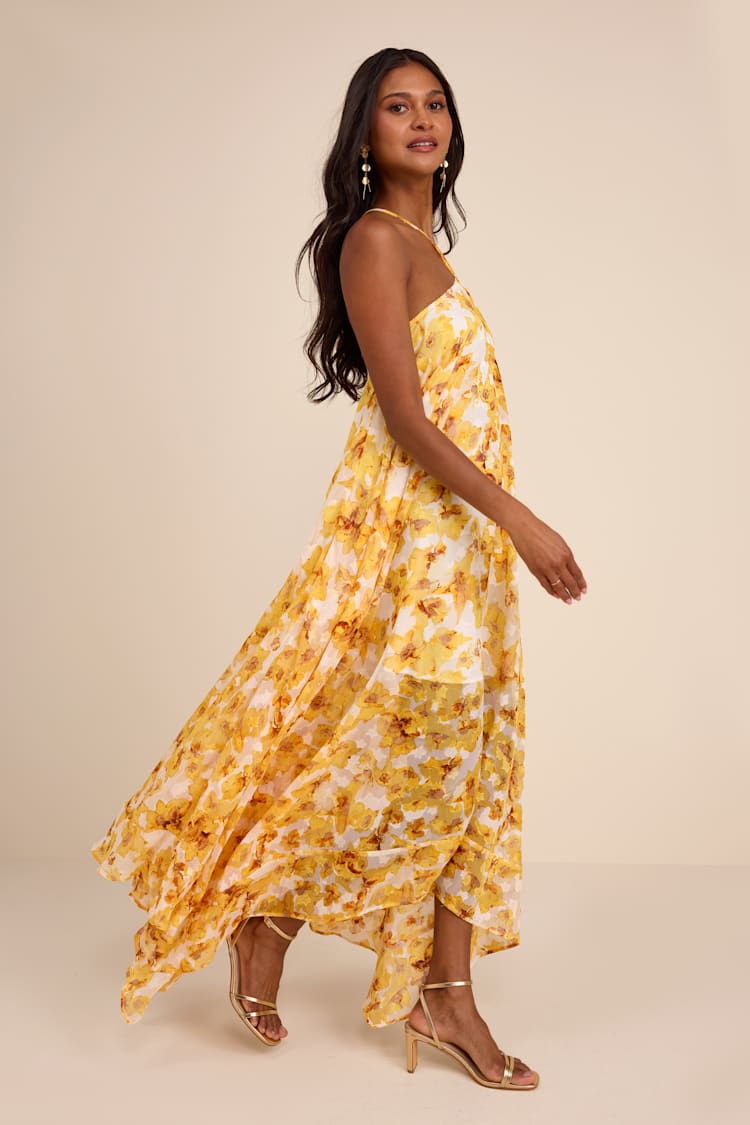 flowy halter dress Purple Maxi with Neckline, Floor Length : Clothing, Shoes & Jewelry the halter neckline is both flattering and fun Layla Halter Dress M
