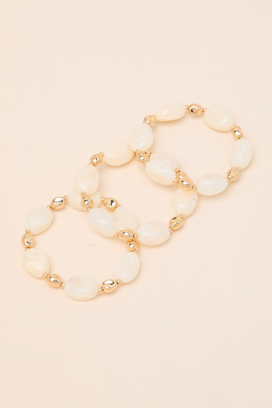 Pembroke Ivory and Gold Beaded Three-Piece Bracelet Set - thumbnail 5