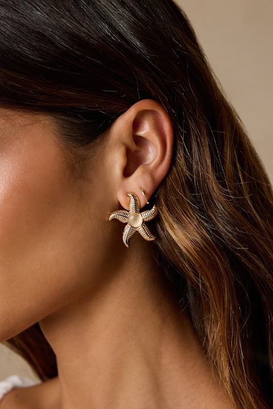 Detta Gold Starfish Earrings 1