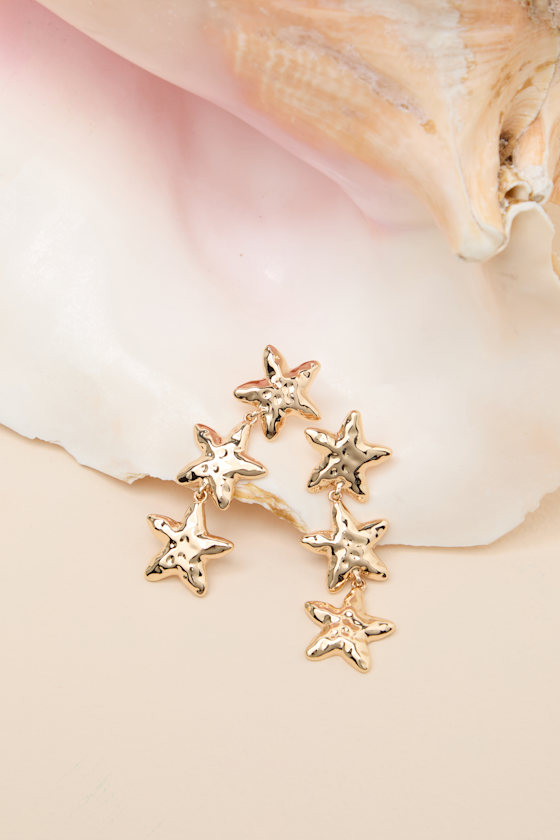 Damietta Gold Starfish Drop Earrings - thumbnail 4
