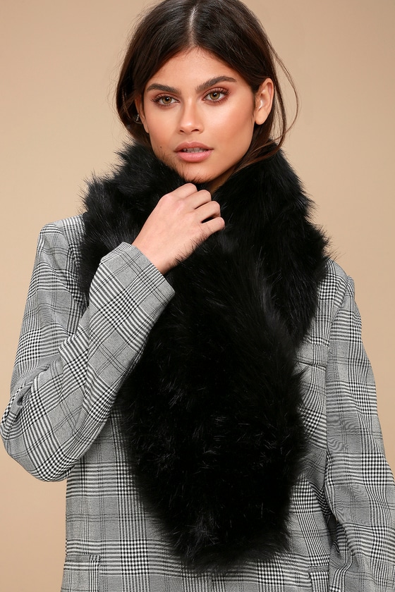 Chic Black Scarf - Satin and Faux Fur Scarf - Black Faux Fur - Lulus