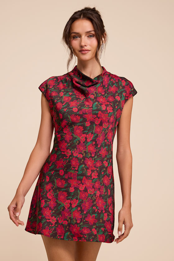 FTD2512061: RED/GREEN/PURPLE 1