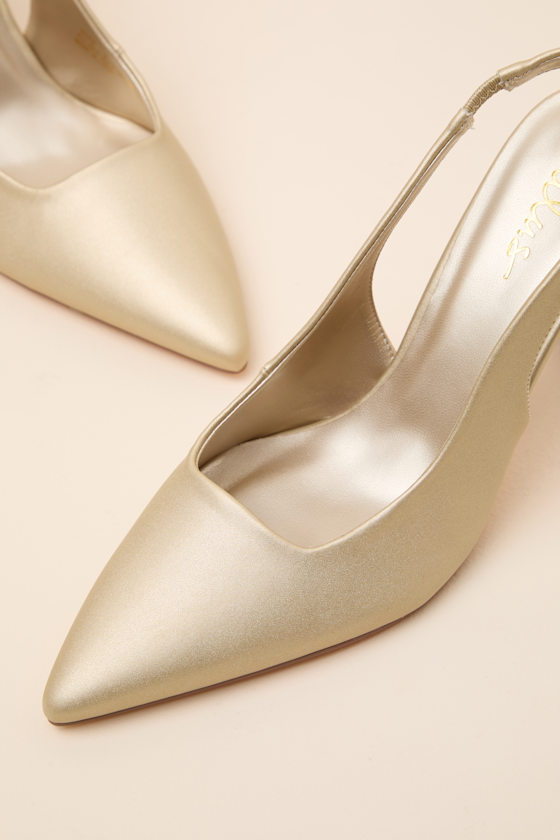 Honorata Gold Pointed-Toe Slingback Pumps - thumbnail 6
