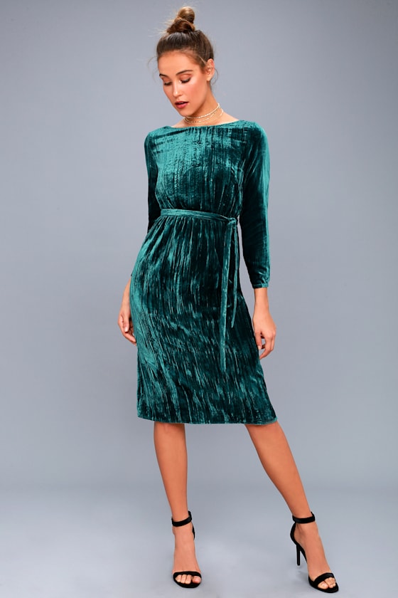 Lennox Forest Green Velvet Long Sleeve Midi Dress 2