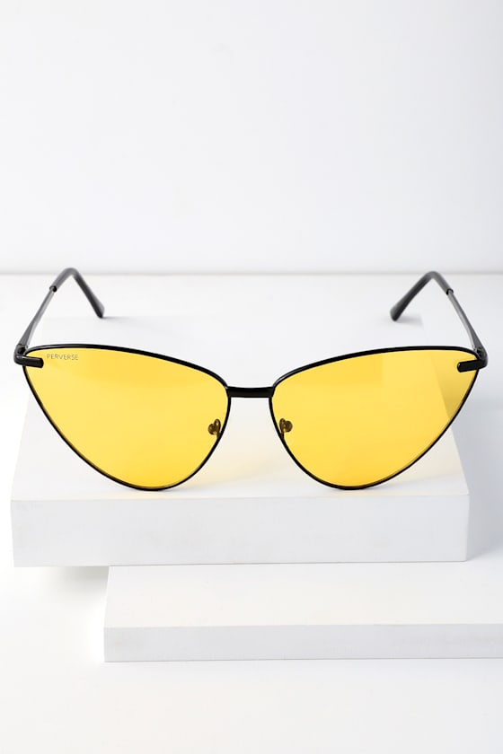 Sagittarius Yellow and Black Cat-Eye Sunglasses 2