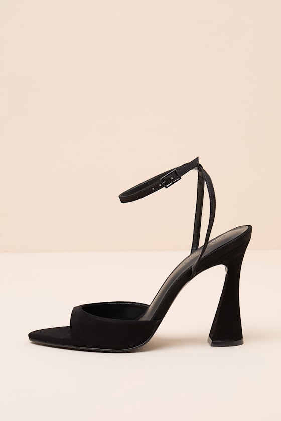 BEKI: BLACK 1