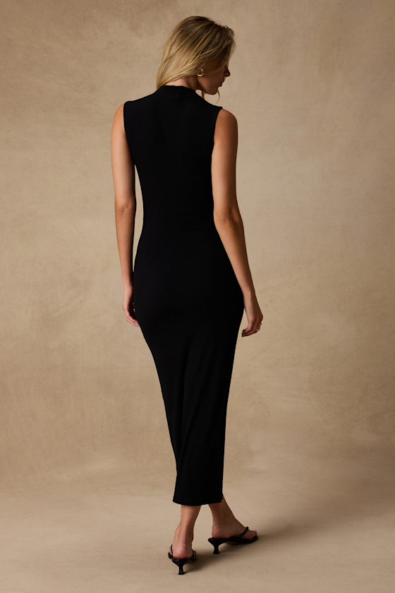 Eviee Black Sweater Knit Embroidered Midi Dress - thumbnail 3