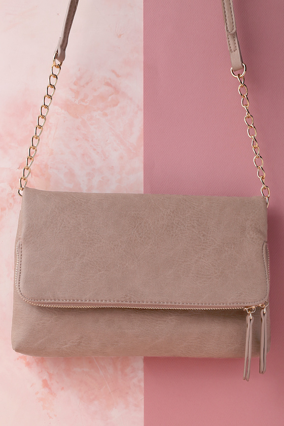 Voulez Vous Taupe Clutch 5