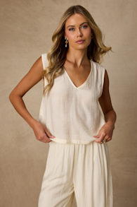 June Cream Crochet Lace Tank Top 1