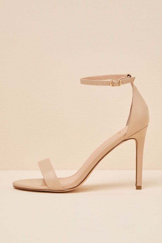 CERELIA/STILETTOTAYLOR: NUDE 1