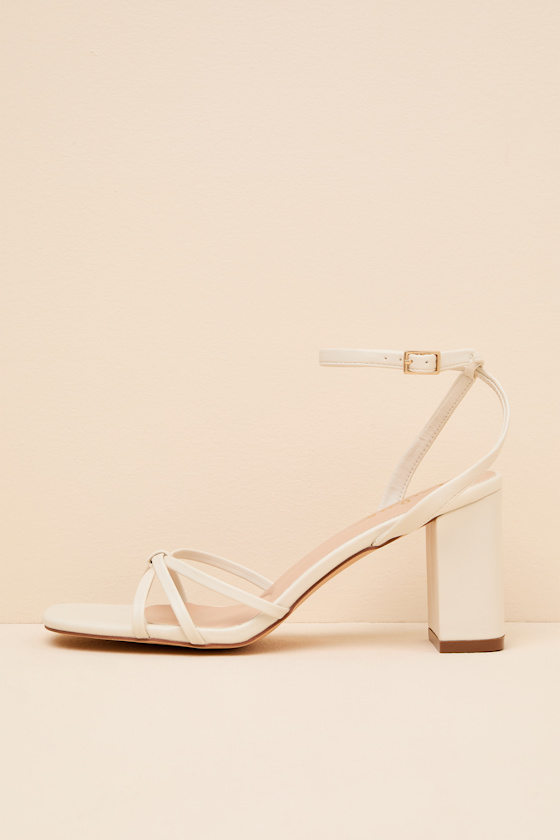 LARKIN/LHS18003-01: BONE 2