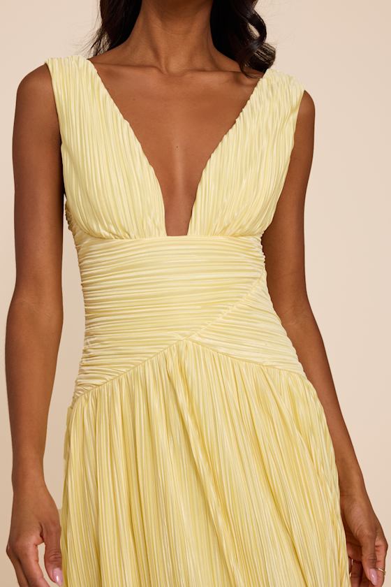Evaluna Light Yellow Plisse Maxi Dress 2