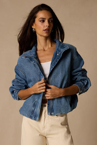 K0Q01: MEDIUM WASH 1