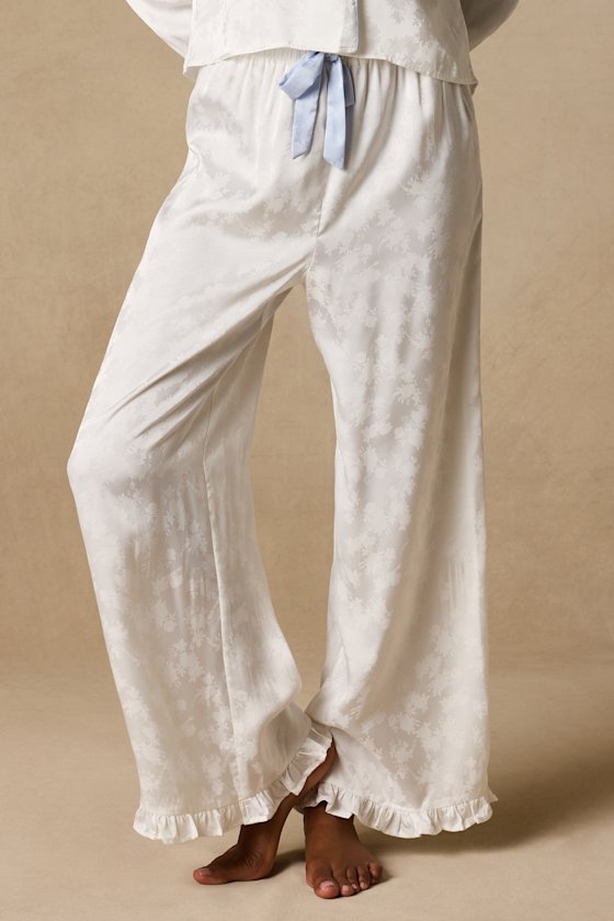 Dahlia Ivory Satin Jacquard Two-Piece Pajama Set - thumbnail 3