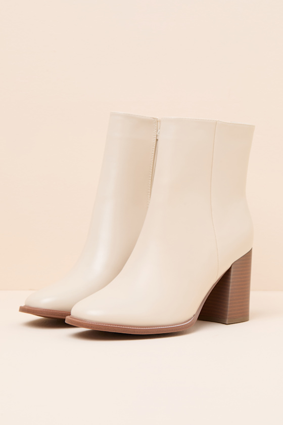 Paisley Ivory Ankle Booties - thumbnail 5